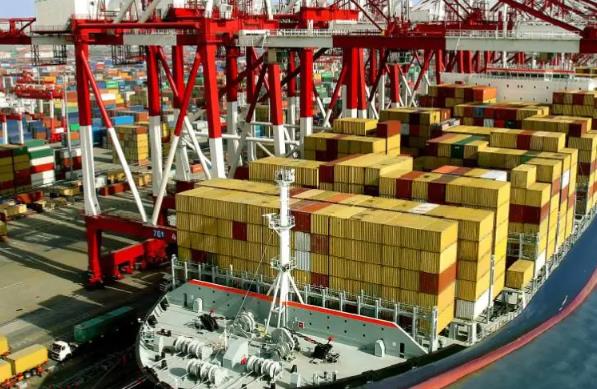 新加坡成為一個國際貿易重鎮